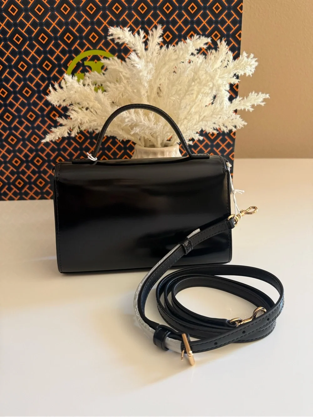 Authentic Tory Burch Emerson Smooth Leather Top Handle Satchel Crossbody Black
